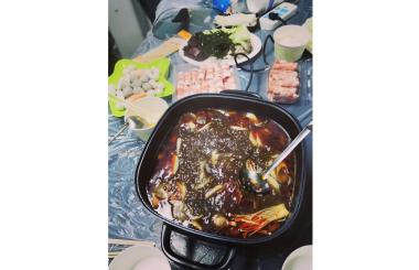 武漢網站優(yōu)化公司盛世互聯祝大家節(jié)日快樂！